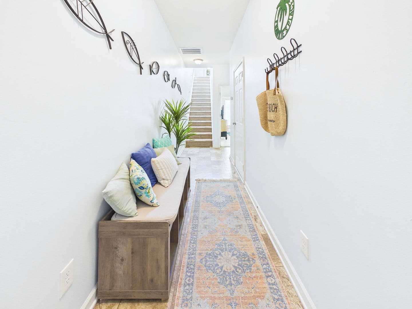 703 Elton Ave 1 of 8