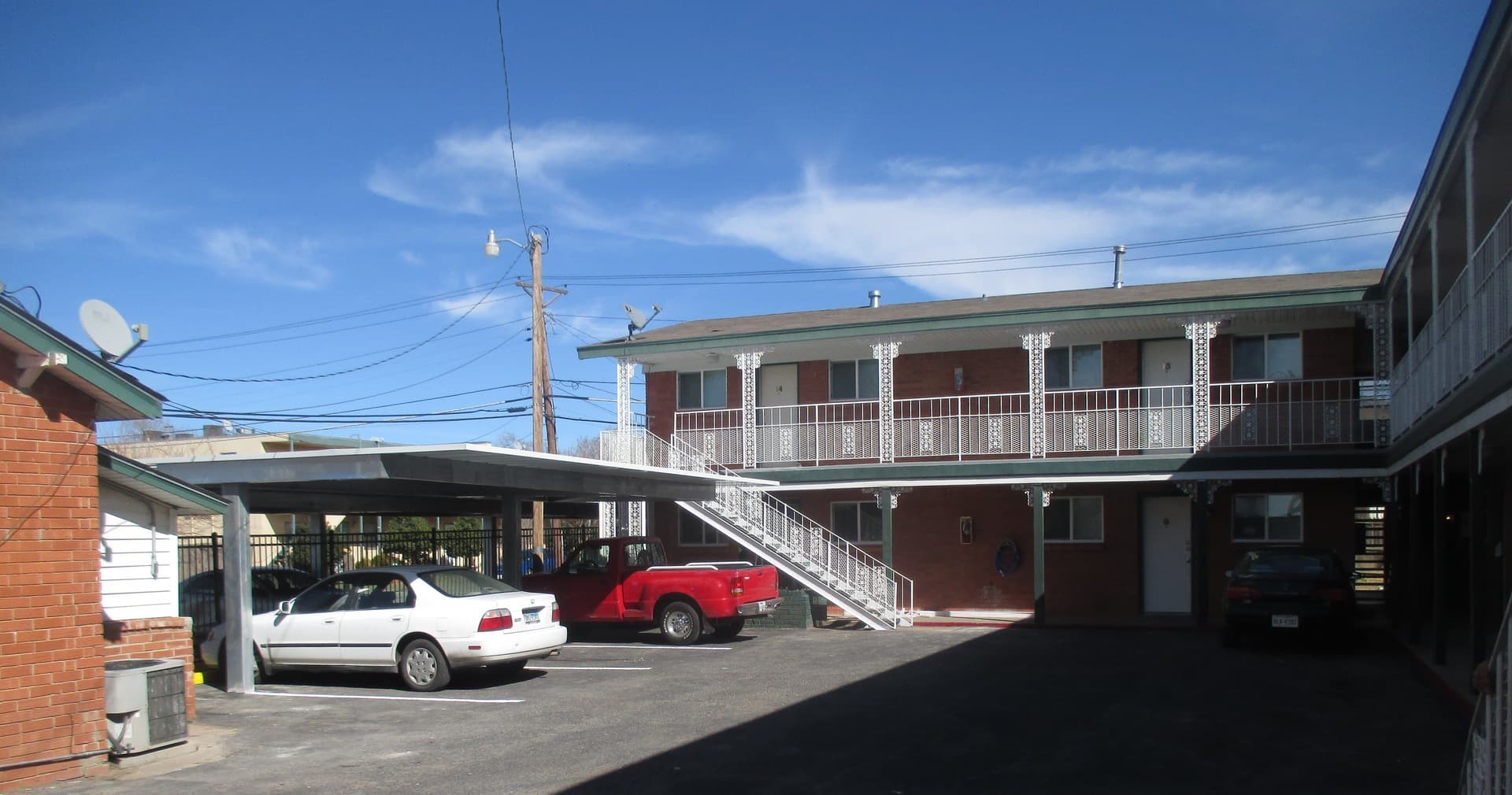 Bel Aire-Fairway Apartments 1 of 19