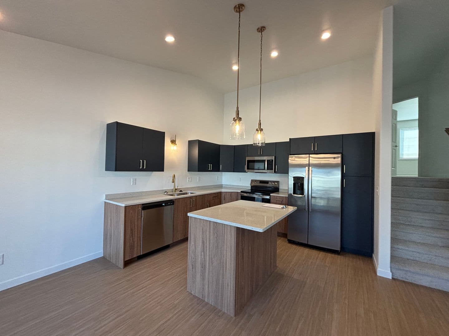 3 Bedroom 3 Bathroom Townhomes 1 of 3