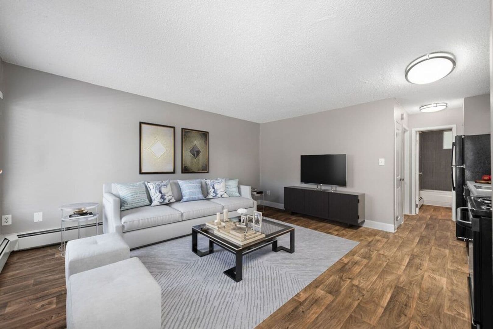 Cresta Run Apartments 1 of 5