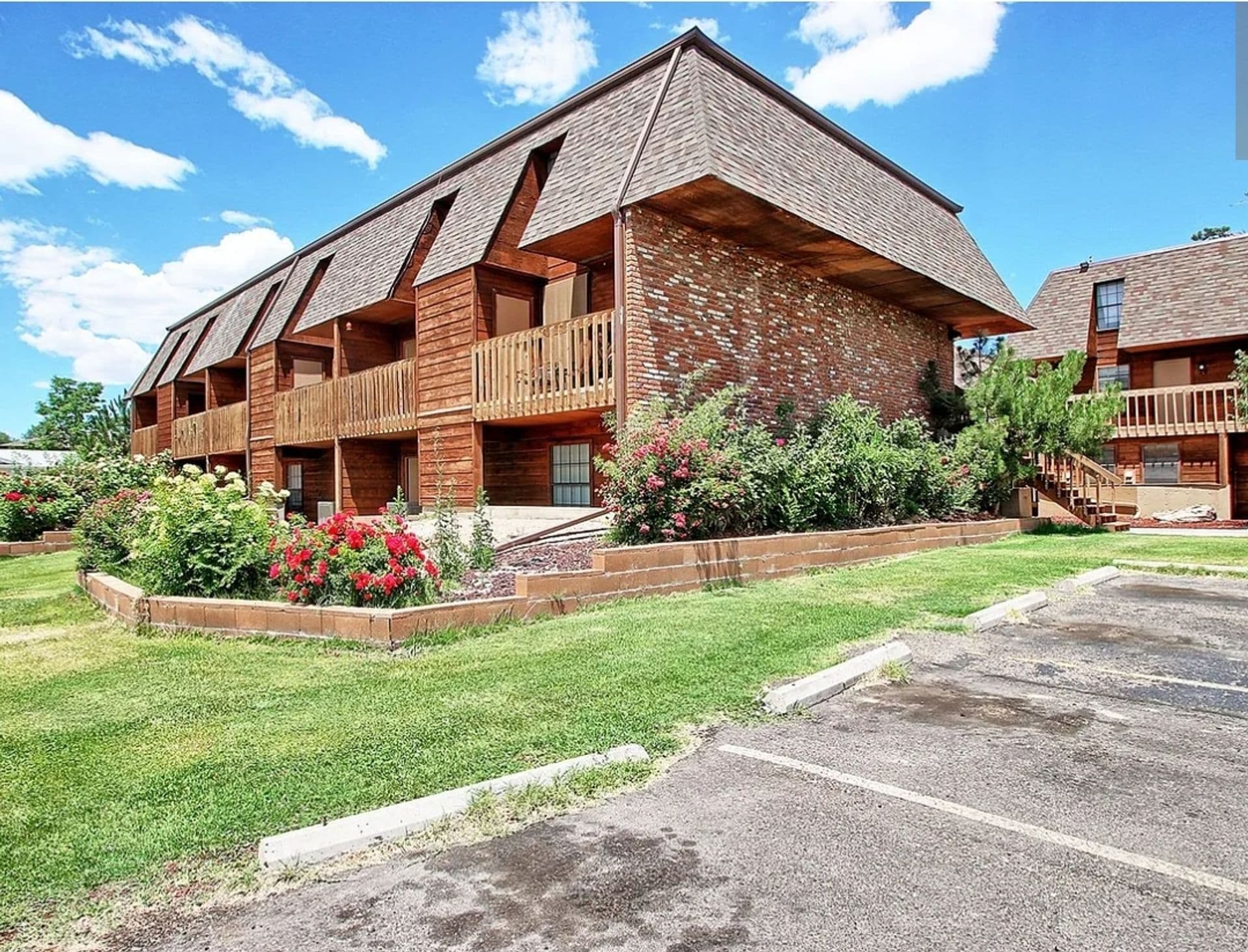 2260 N 13th Street 1 of 23