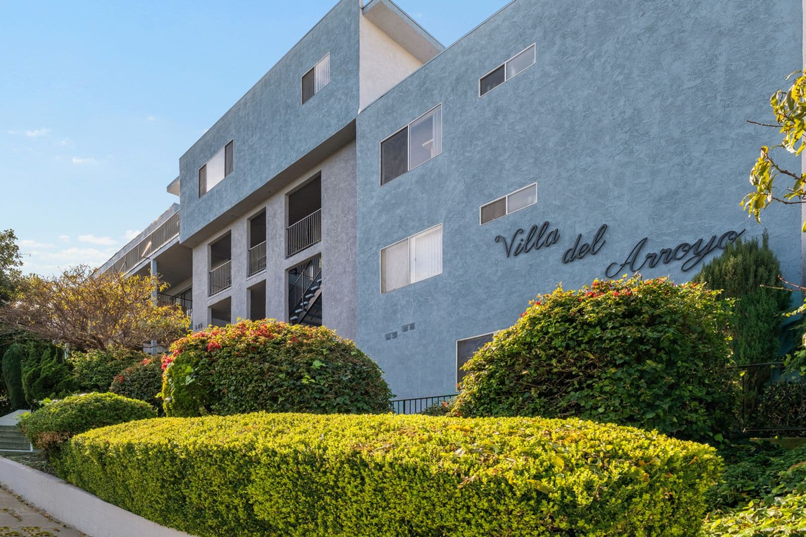 Villa del Arroyo II 1 of 23