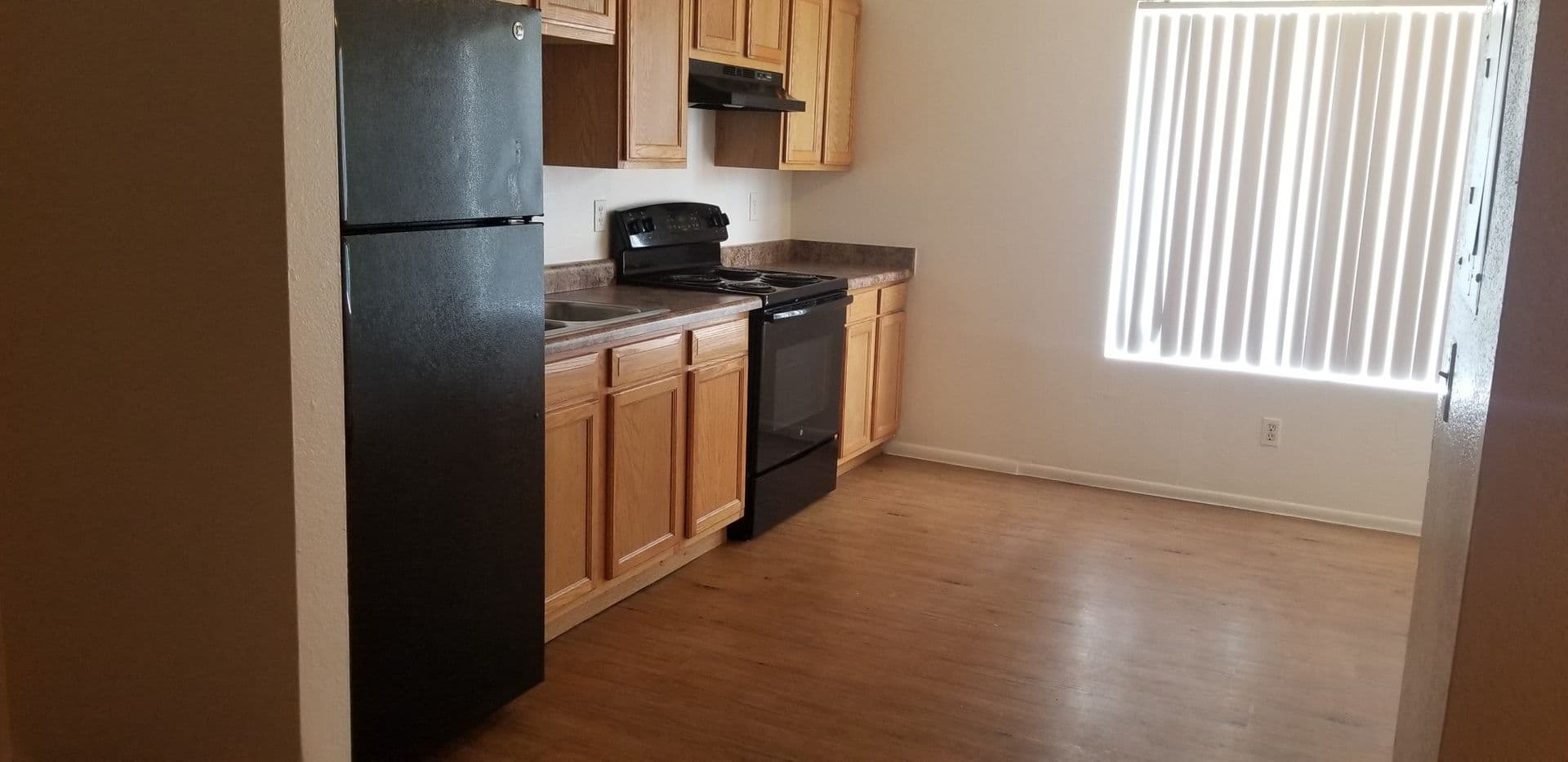 Kelso Vista Apartments 1 of 5