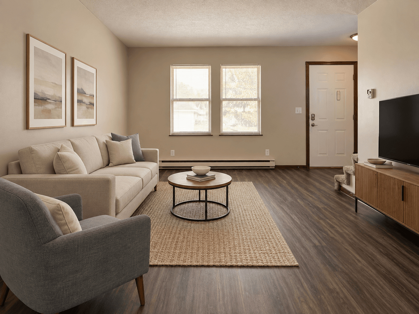 East Memorial Apts - 2 Bedroom 1.5 Bathroom Townhomes with Washer & Dryer in Unit on the Cardinal Greenway! 1 of 7