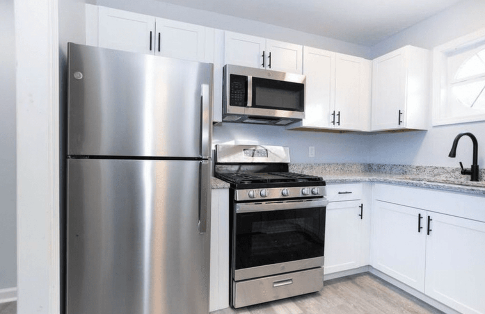 Miller Chateau Apartments LLC 1 of 7