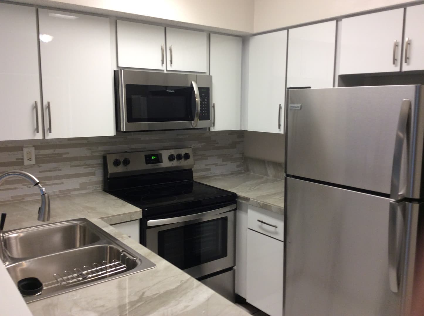 Mission Lakes Apartments 1 of 8
