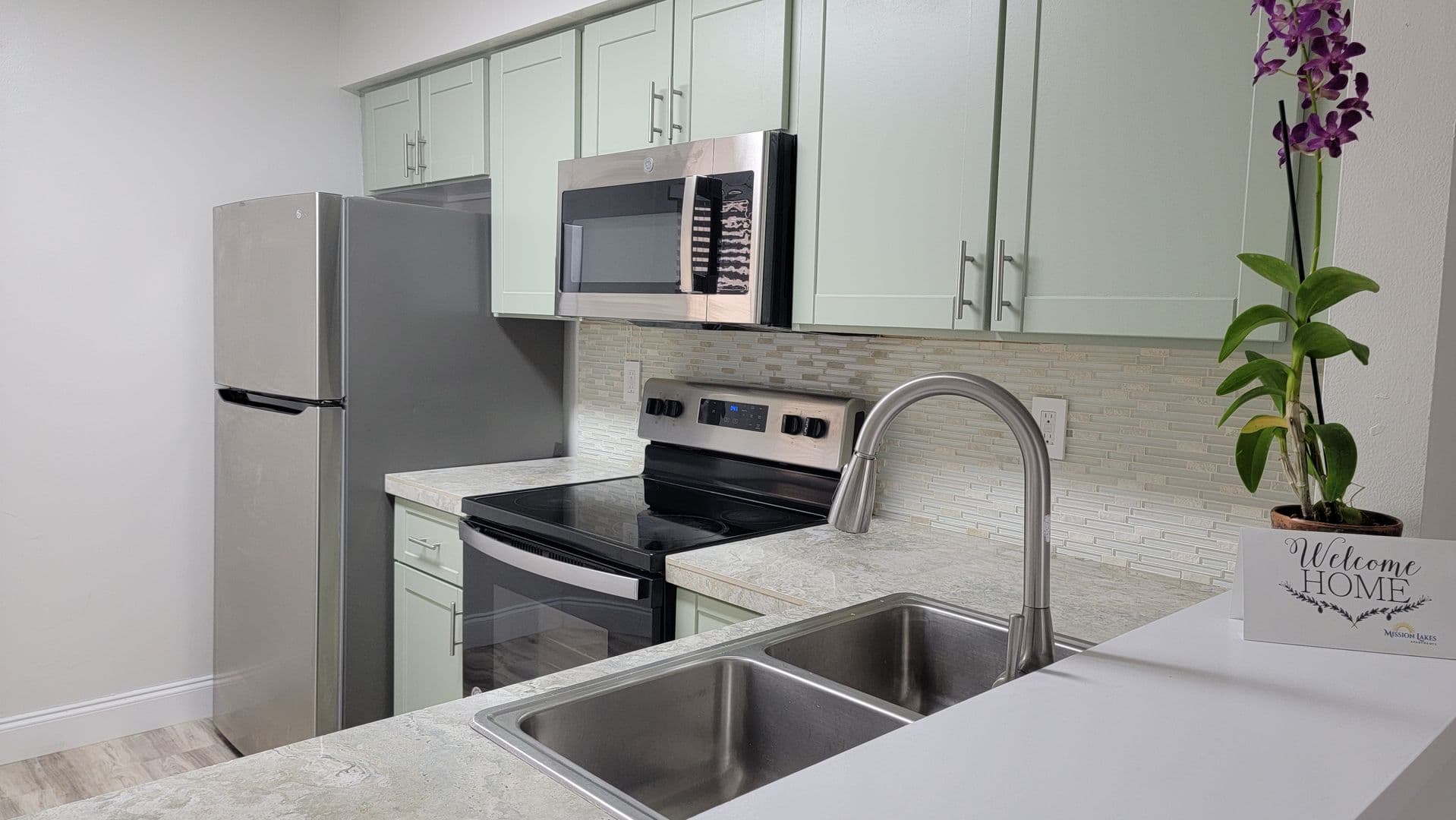 Mission Lakes Apartments 1 of 20