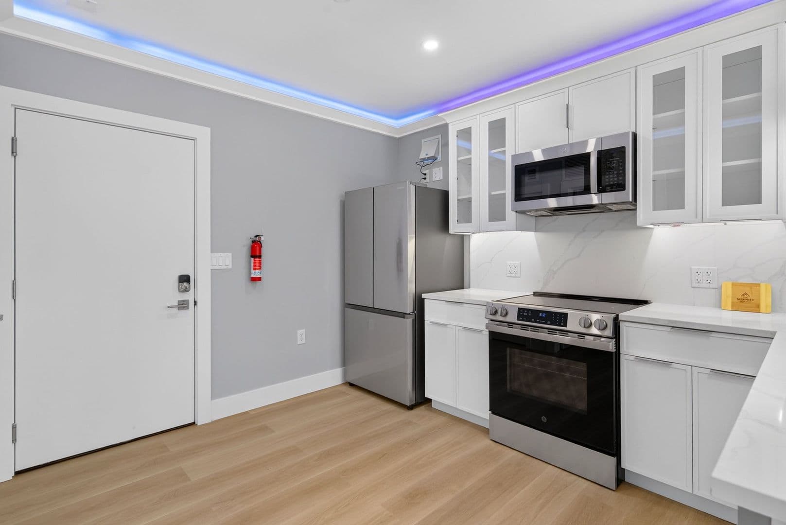 The Summit at 201 Oak Avenue 1 of 11