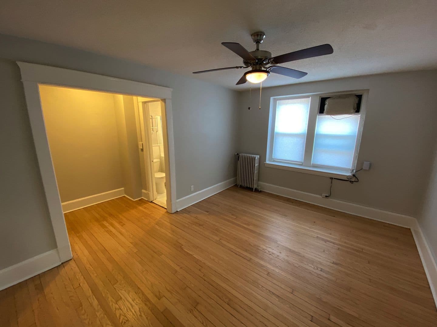 100 Howe Street 1 of 11