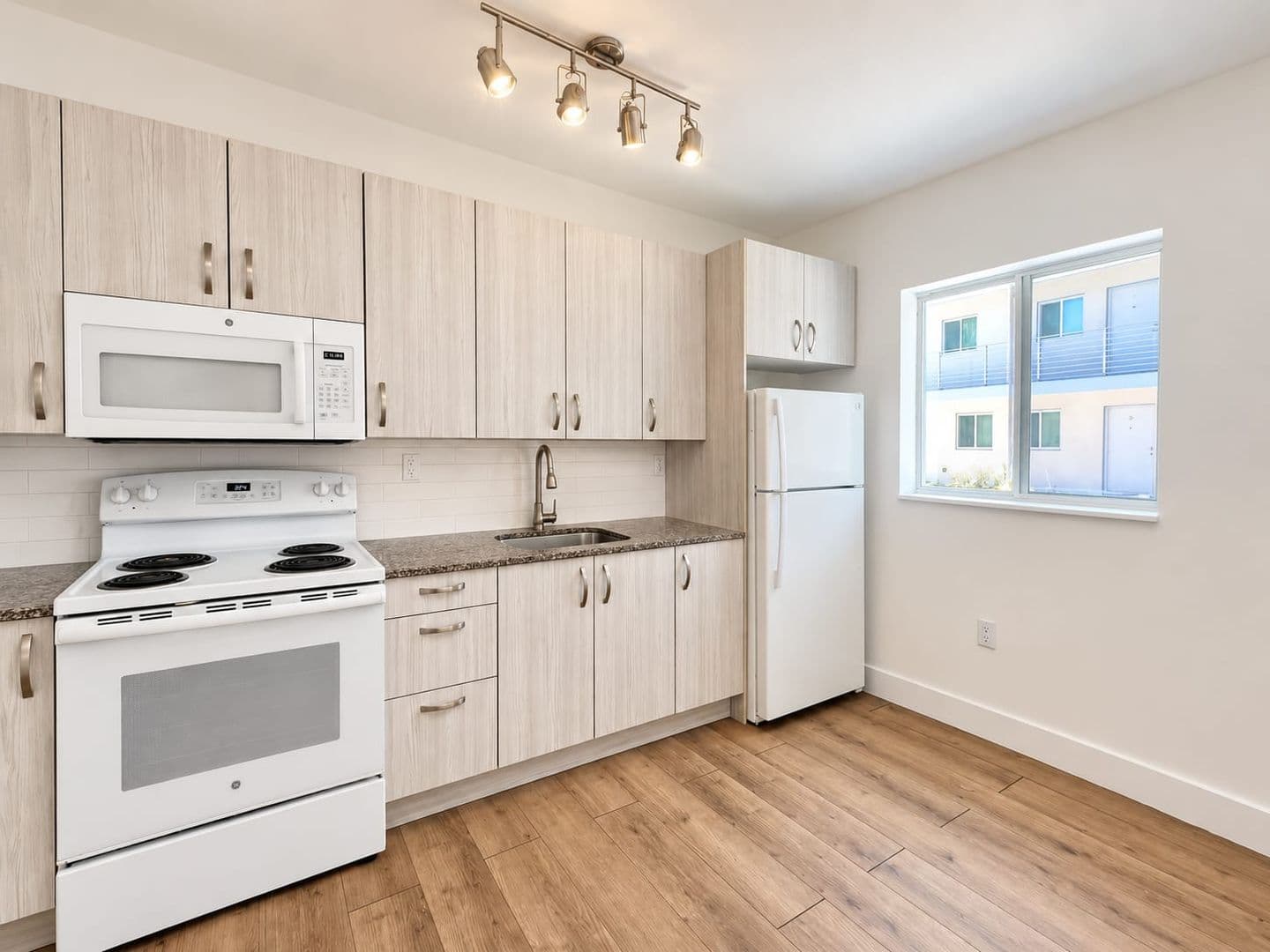 16 Corner Property Owner LLC 1 of 5