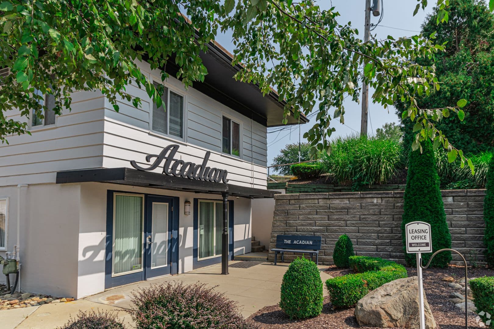 Acadian Apartments 1 of 7
