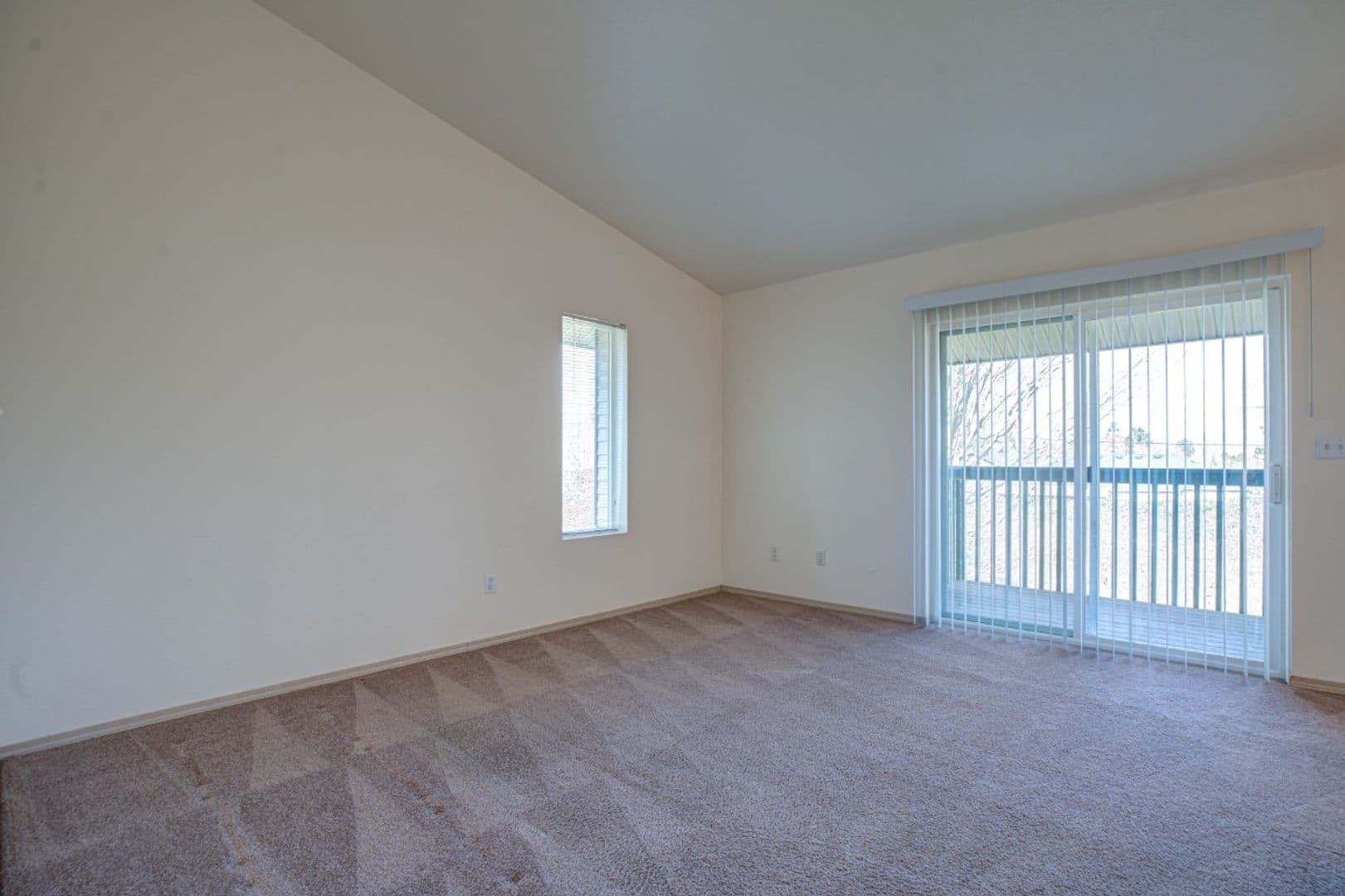 #294 FIELDSTONE APARTMENTS 1 of 17