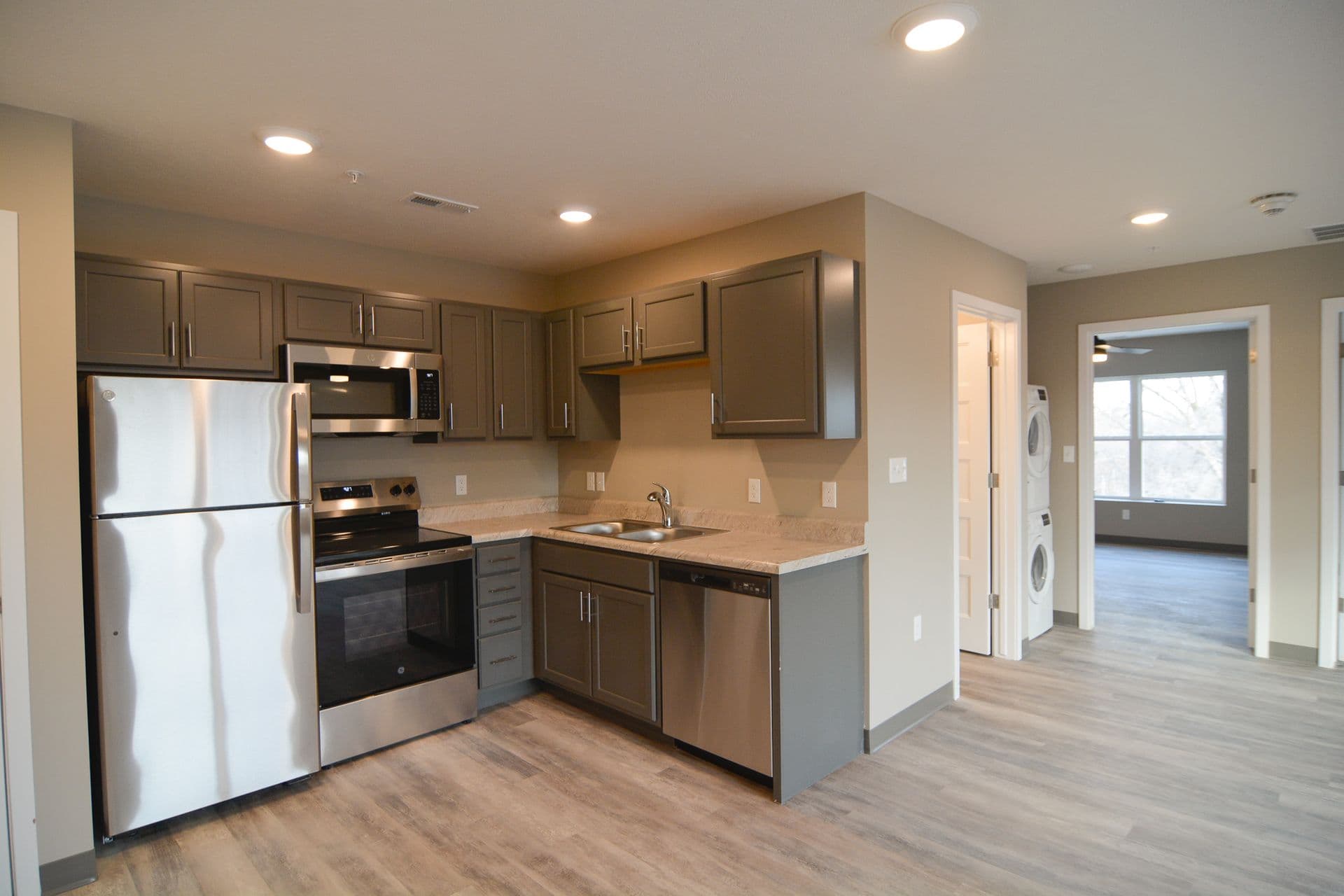 Hamilton Village Senior Suites 1 of 9