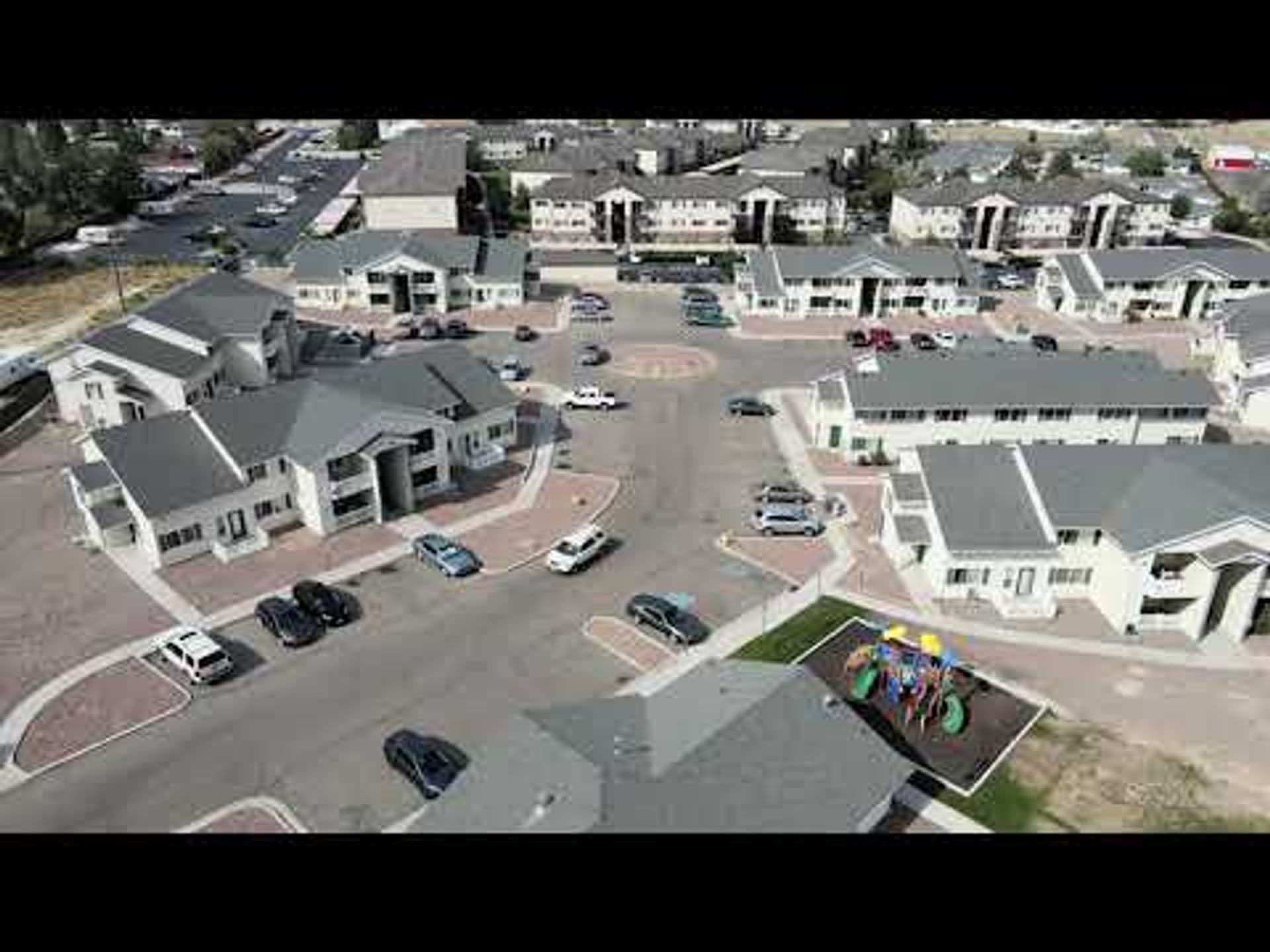 Carrington Pointe Apartments 1 of 8