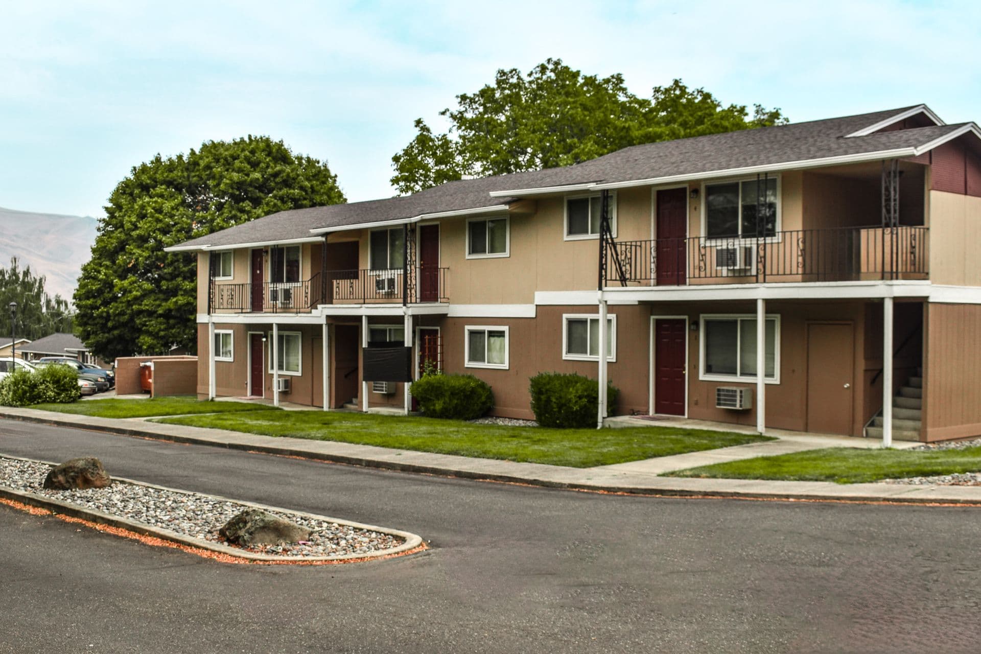 Highland Apartments 1 of 8