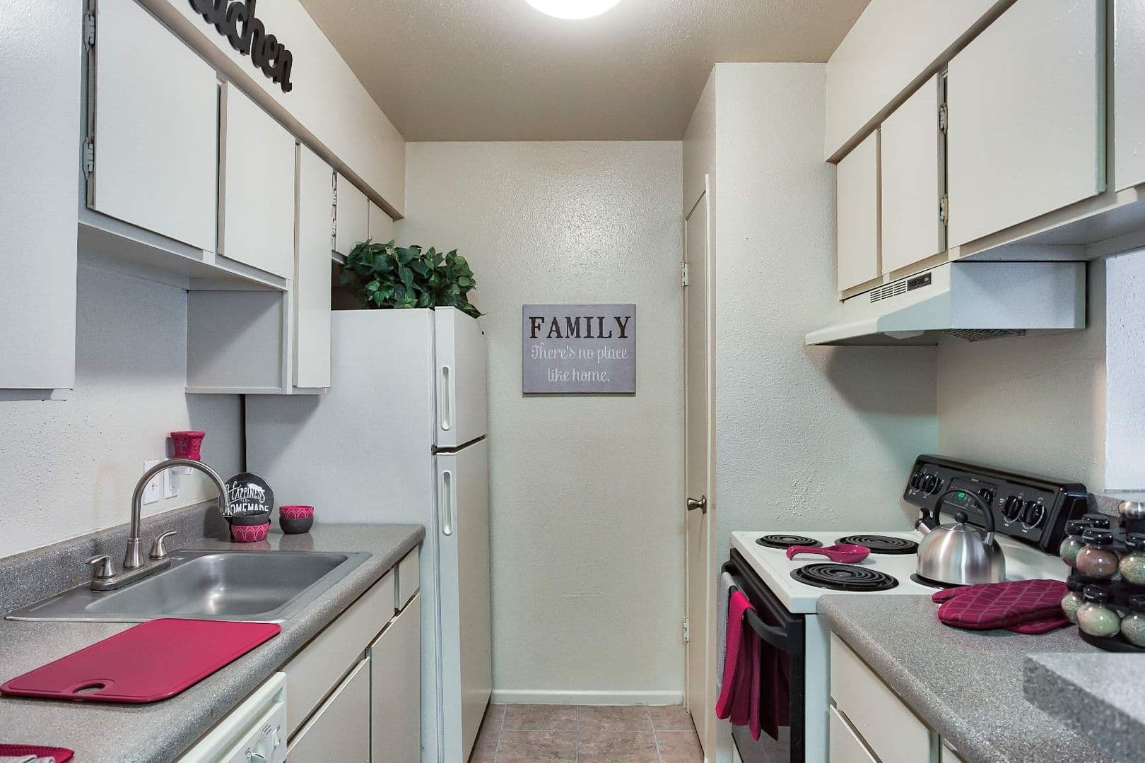 Pebblebend Apartments 1 of 18