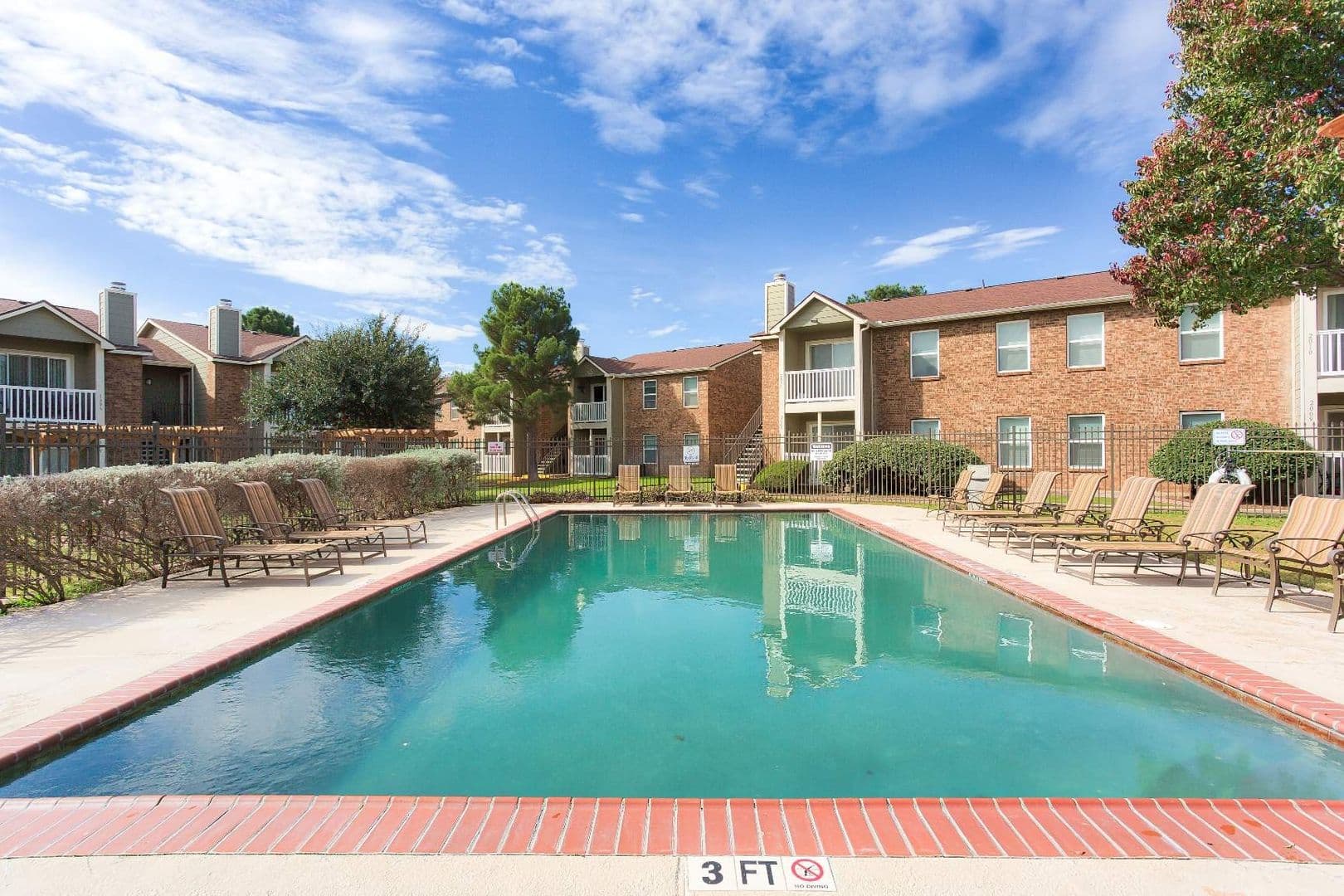 Pebblebend Apartments 1 of 17