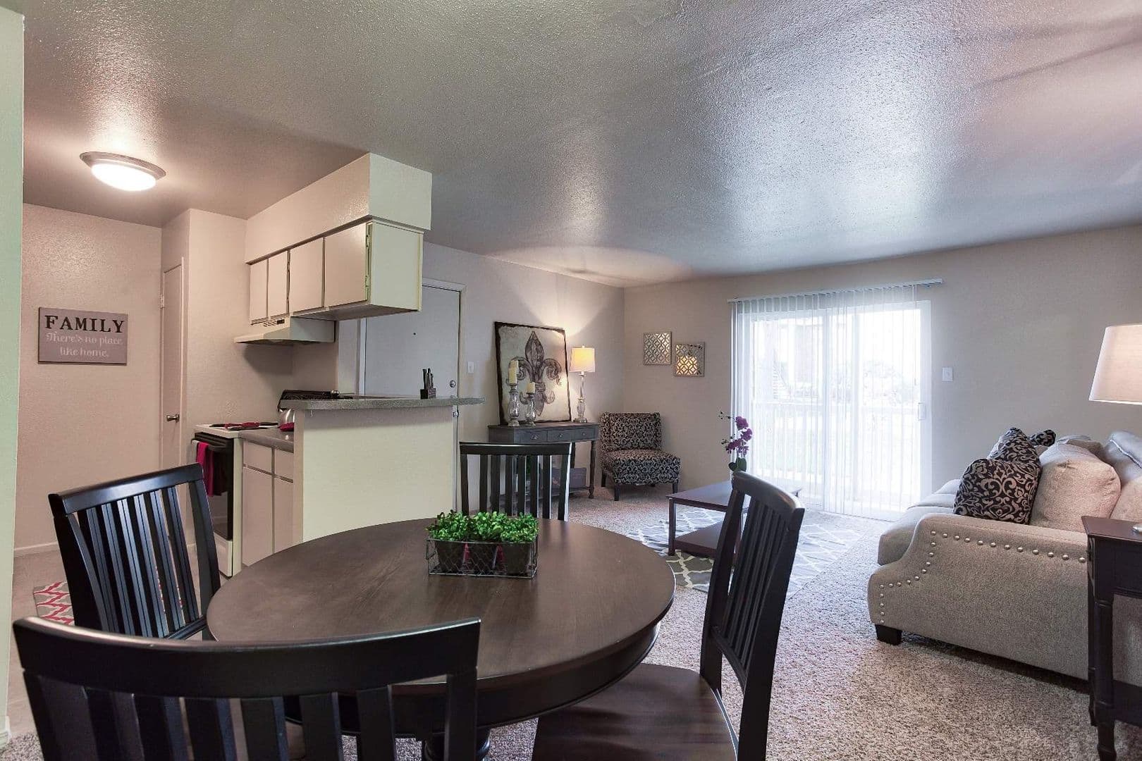 Pebblebend Apartments 1 of 17
