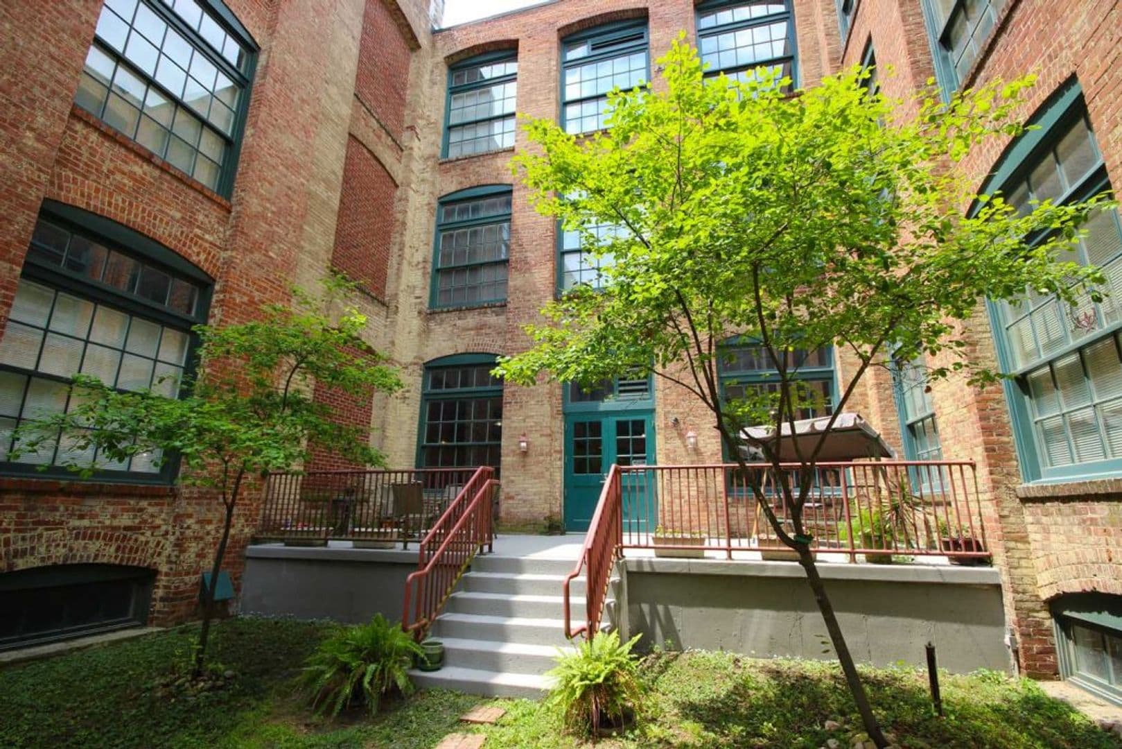 Atlas Apartments 1 of 6
