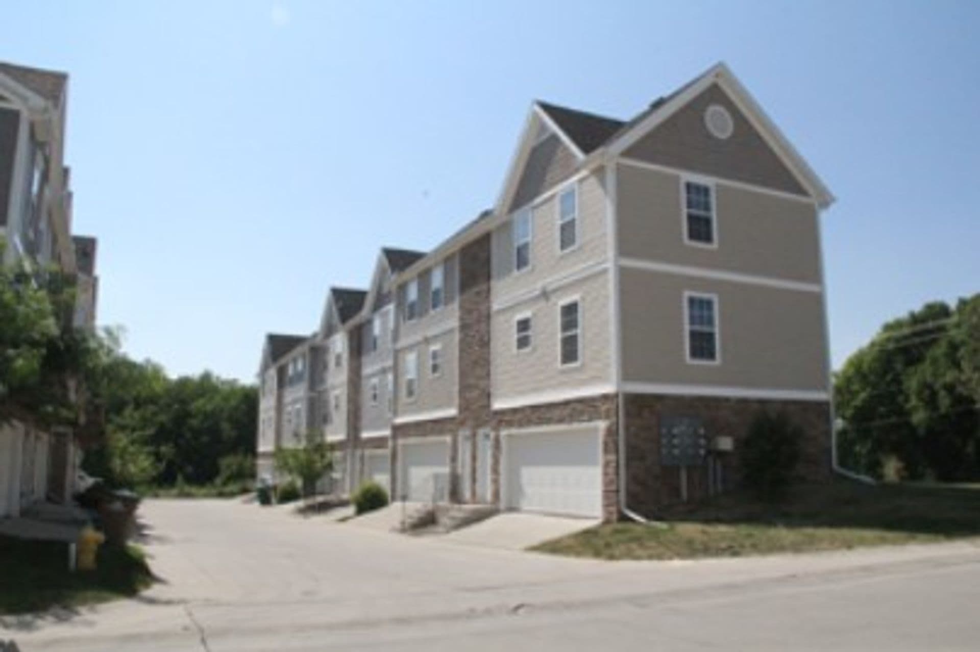 2 Bedroom 2 Bathroom Town House Interior Unit 1 of 8