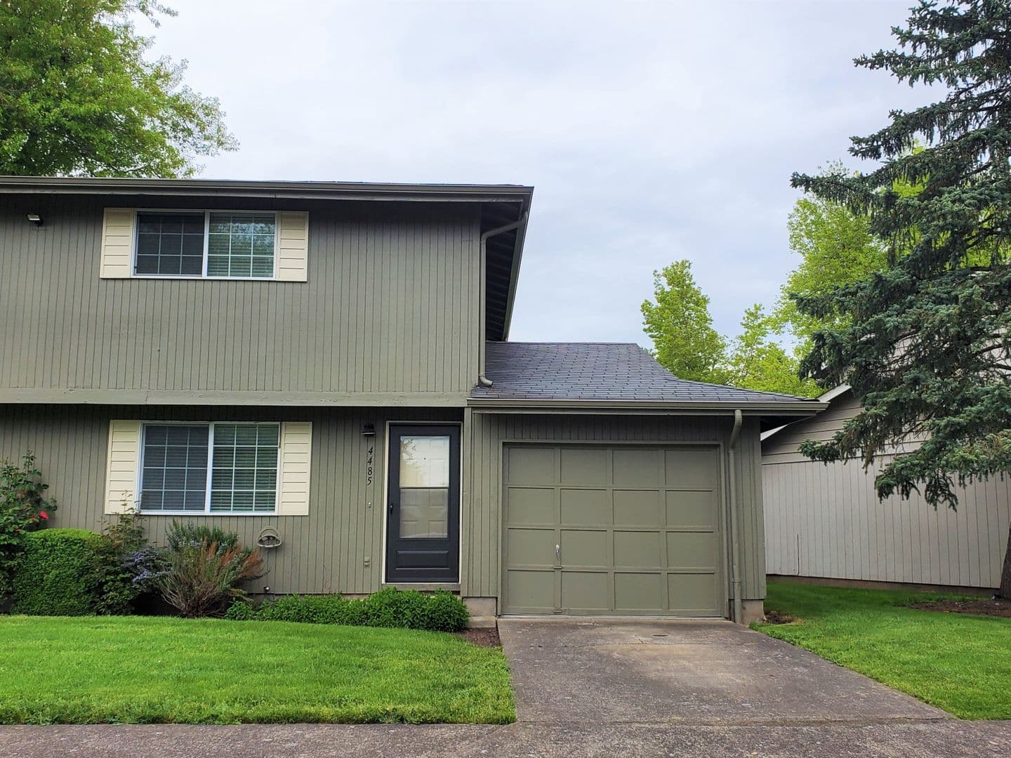 Remodeled 2 Bedroom for only $1795/mo 1 of 11