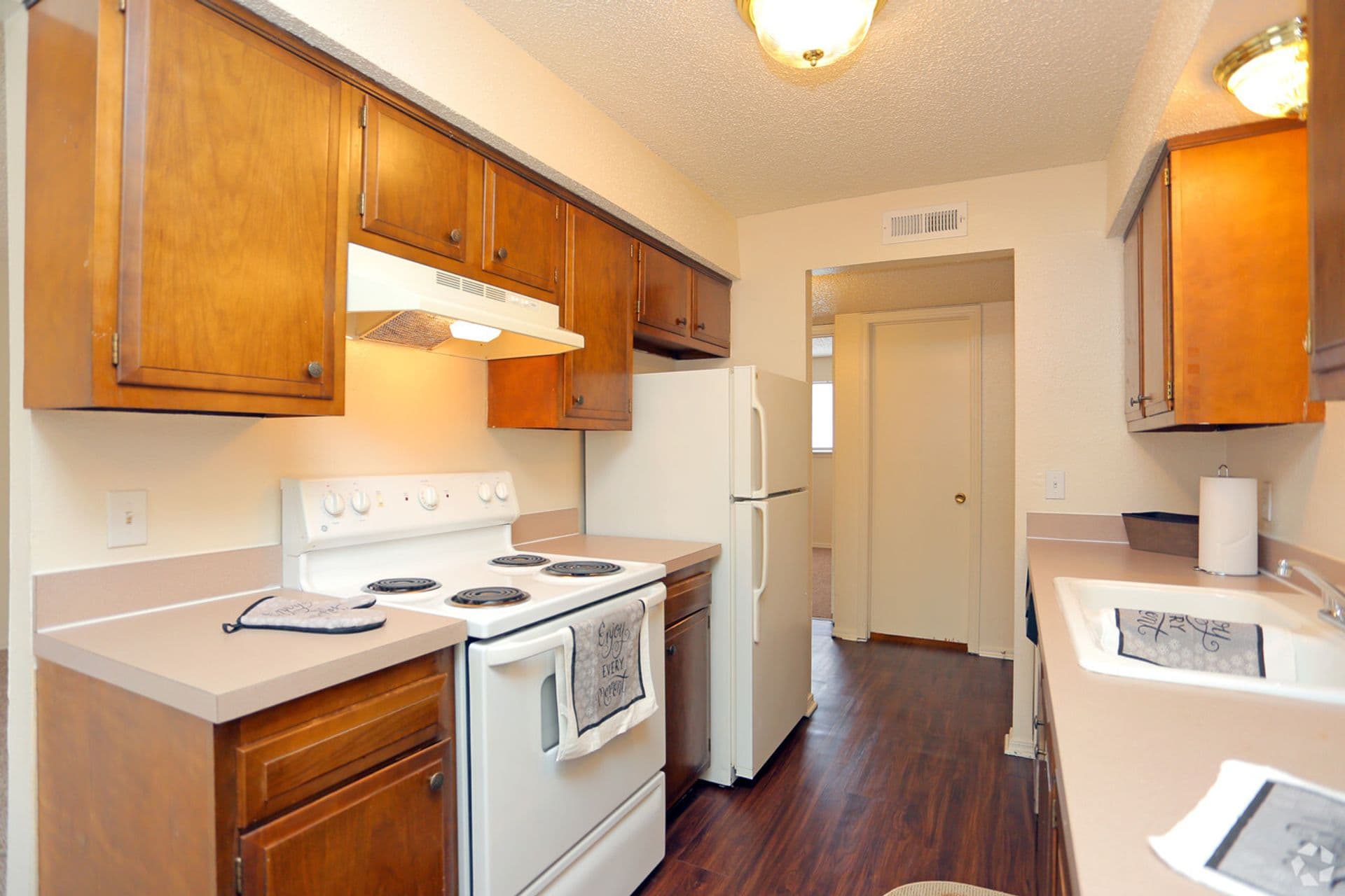 Meadow Park Apts 1 of 13