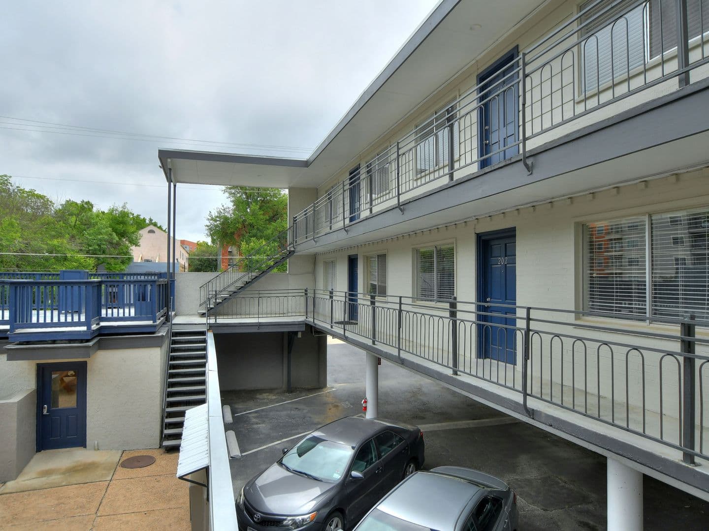 Sandpiper Apartments 1 of 14