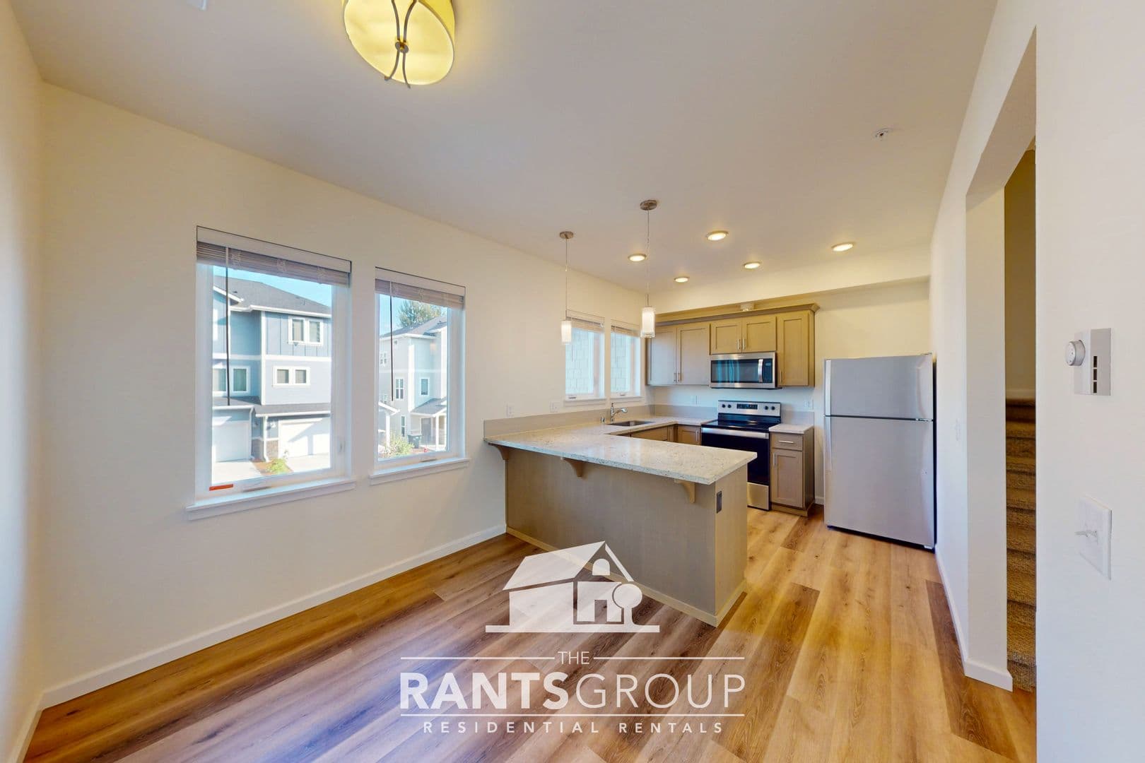 540R - Forest Park Townhomes 1 of 19