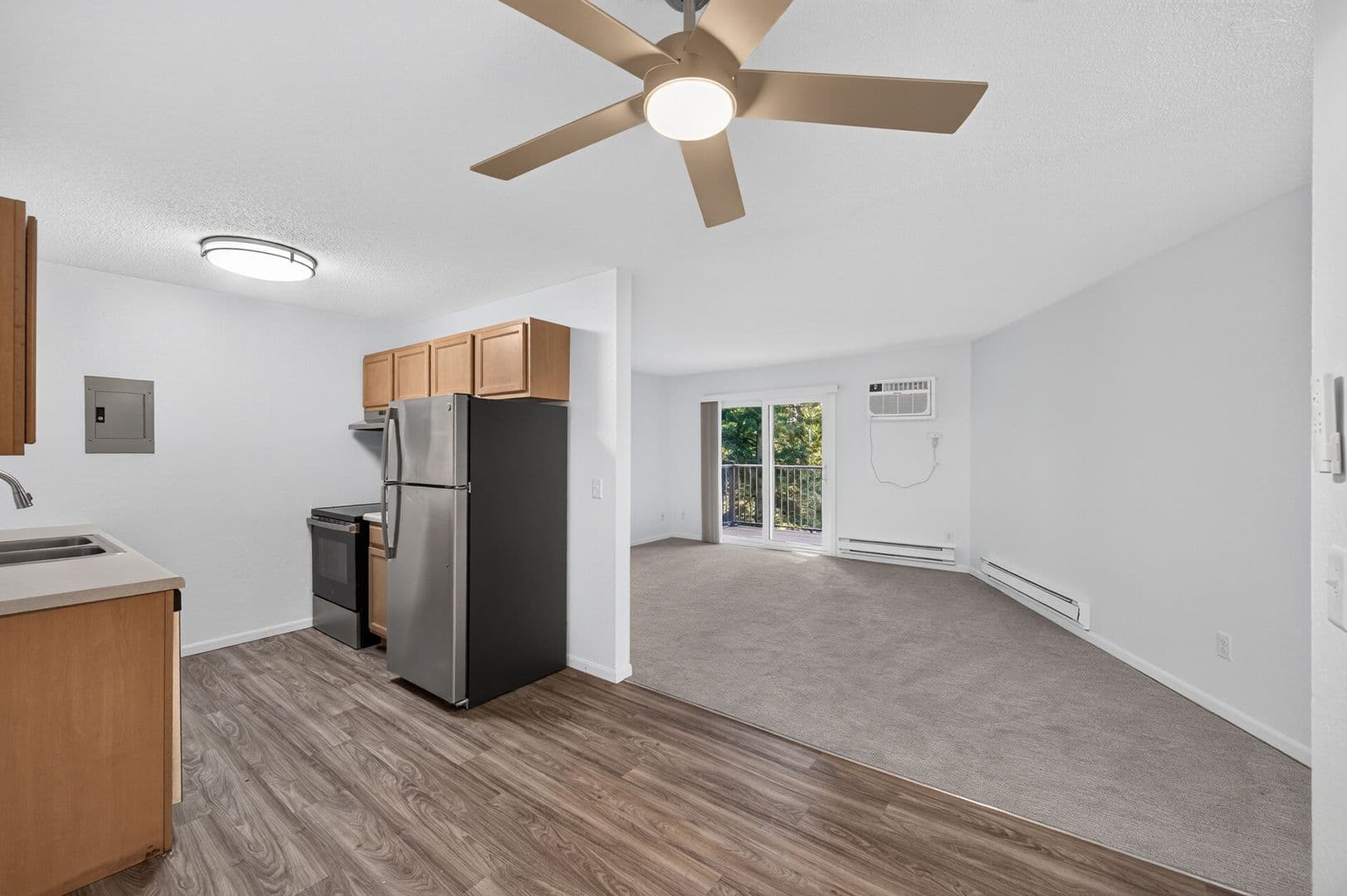 Pineview Apartments 1 of 7