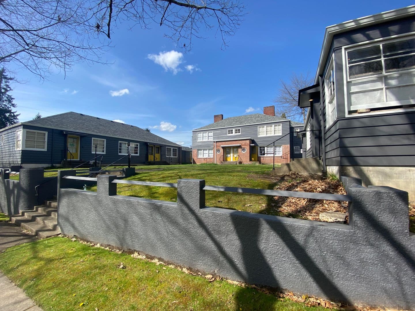 We have the wonderful 2bed/1bath you’ve been waiting for! 1 of 13