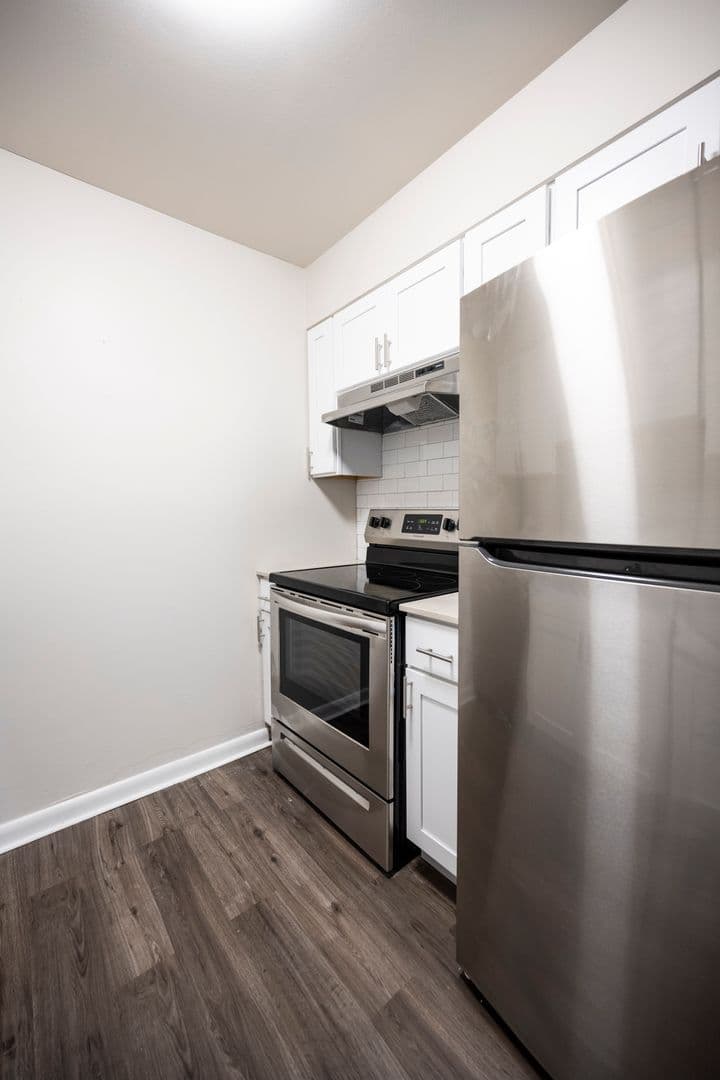 109-Rosewood 1 of 20