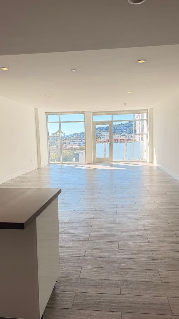 The Lofts on La Brea 1 of 7