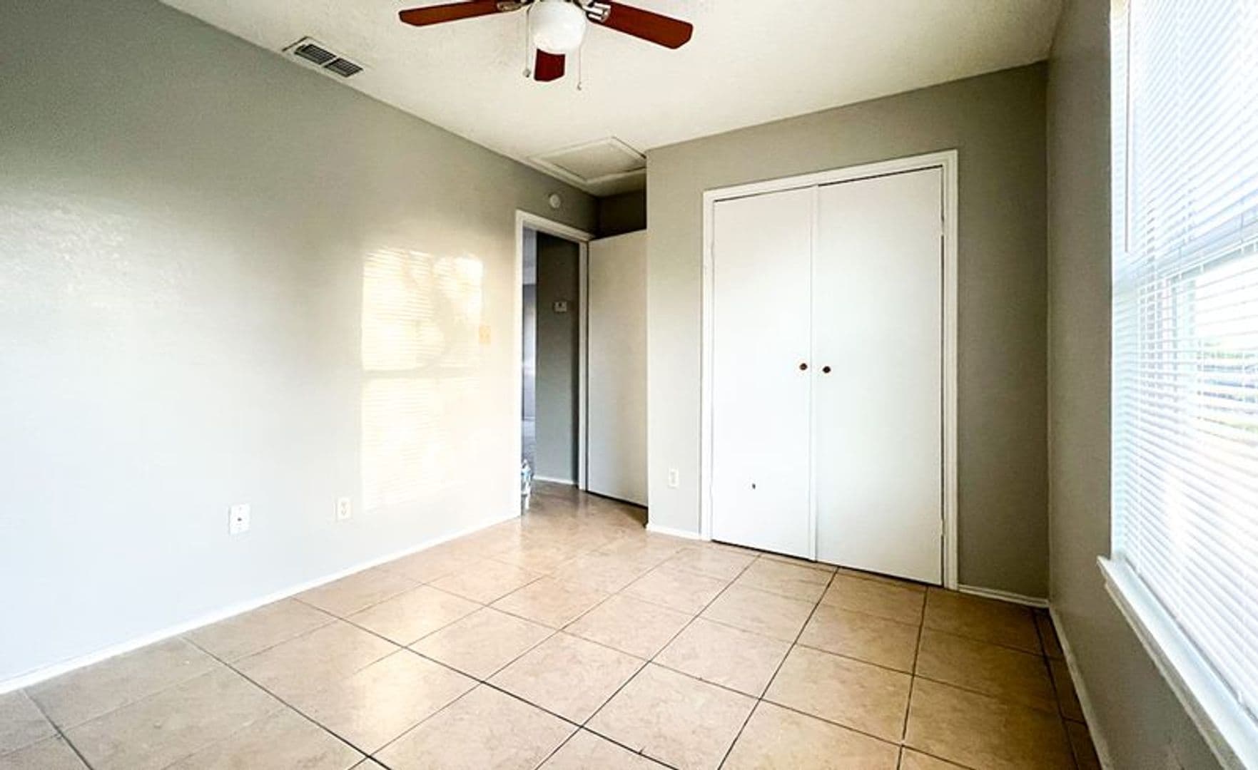 Ka'Anali Apartments 1 of 5