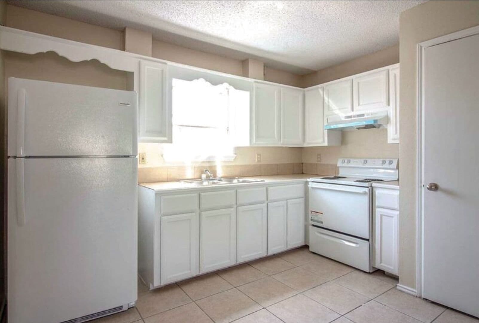 Ka'Anali Apartments 1 of 8