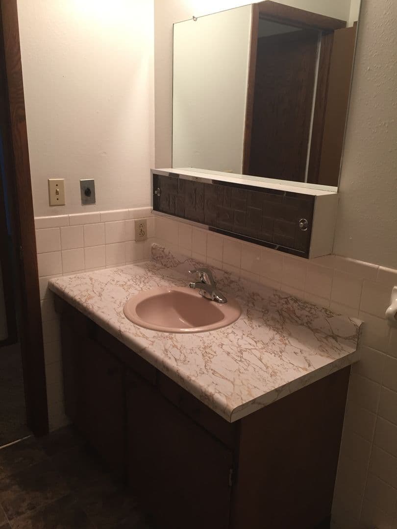 Property 1206 1 of 17