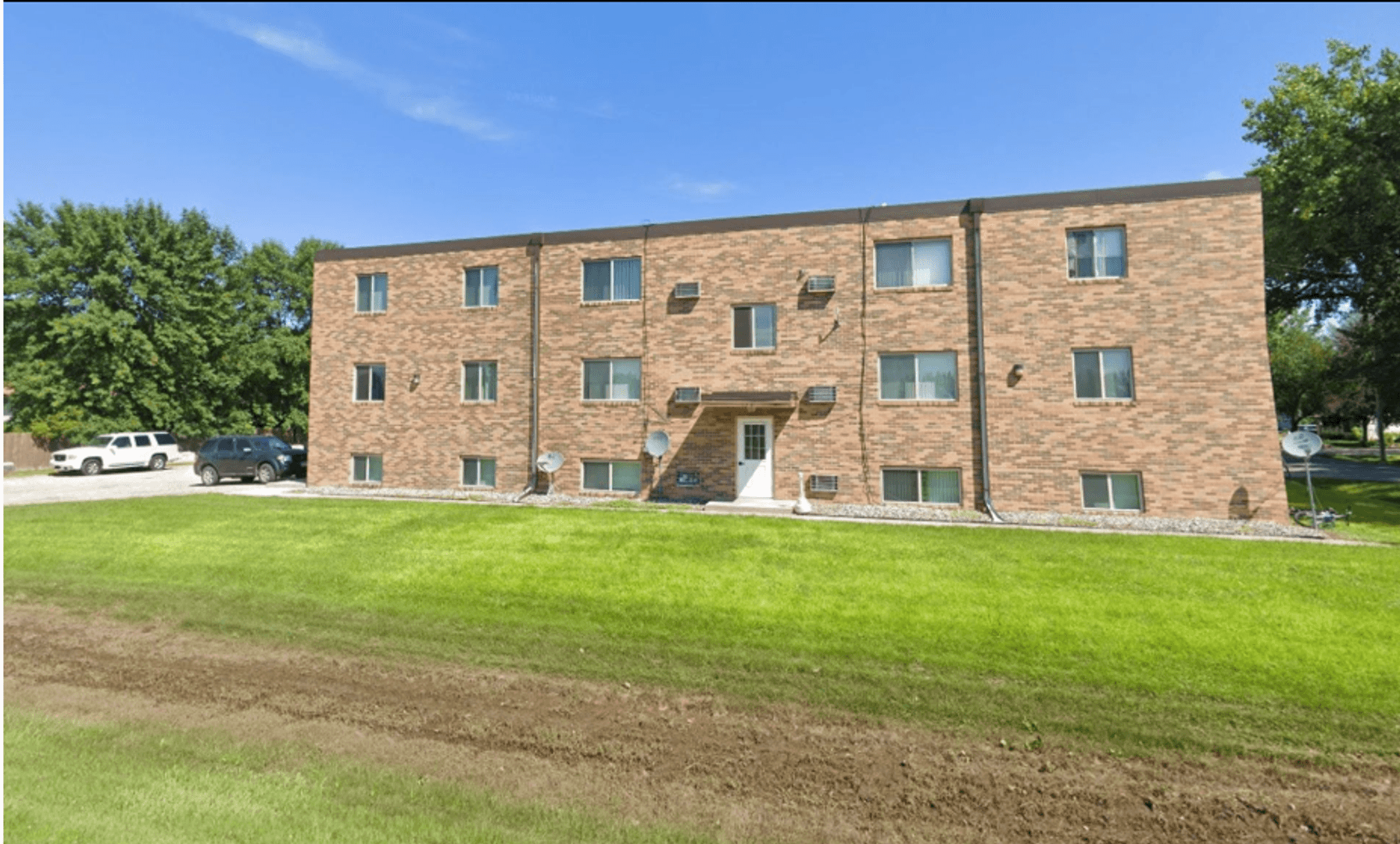 Glyndon 12 1 of 25