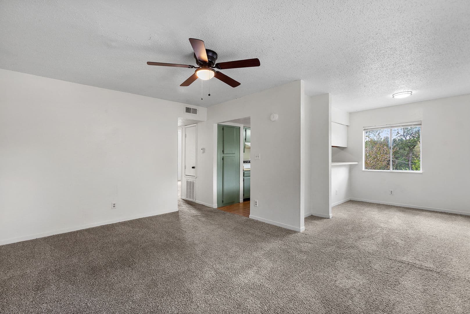 Chestnut Place Apartments 1 of 13