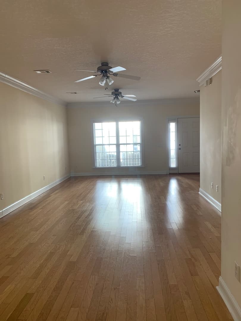 408 B Bradwell Street 1 of 19