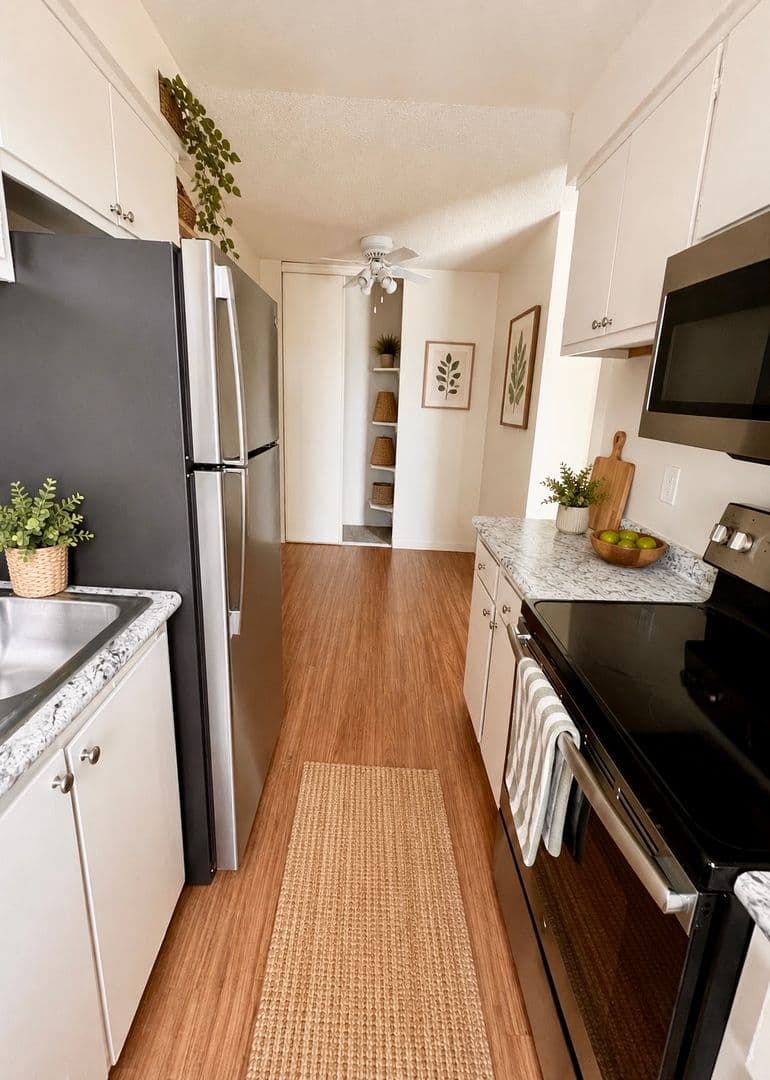 Canyon Club Apartments 1 of 7