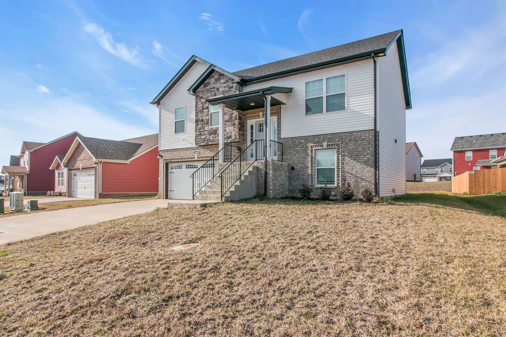 1037 Whitney Dr 1 of 29