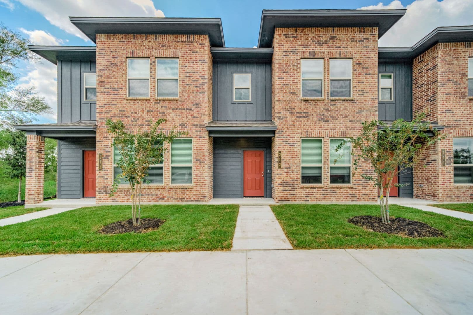 4089 Cross Park Dr. #211 1 of 16