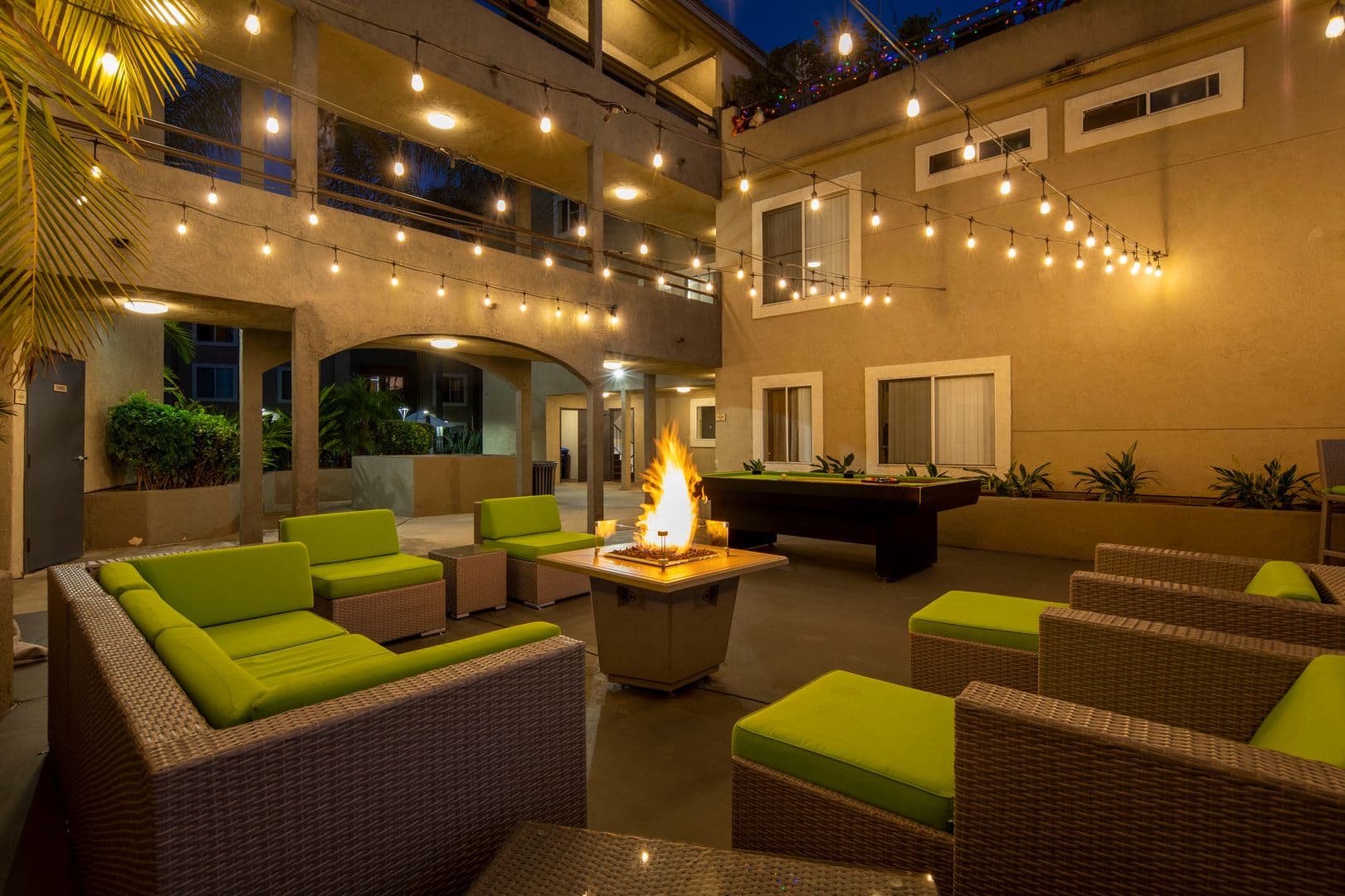 PT1 - Pelican Point & Talmadge Point Apts. 1 of 3