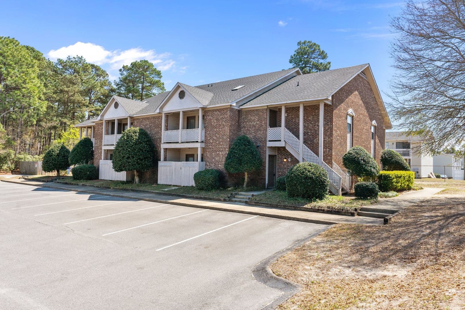 Laketree Apartments 1 of 13