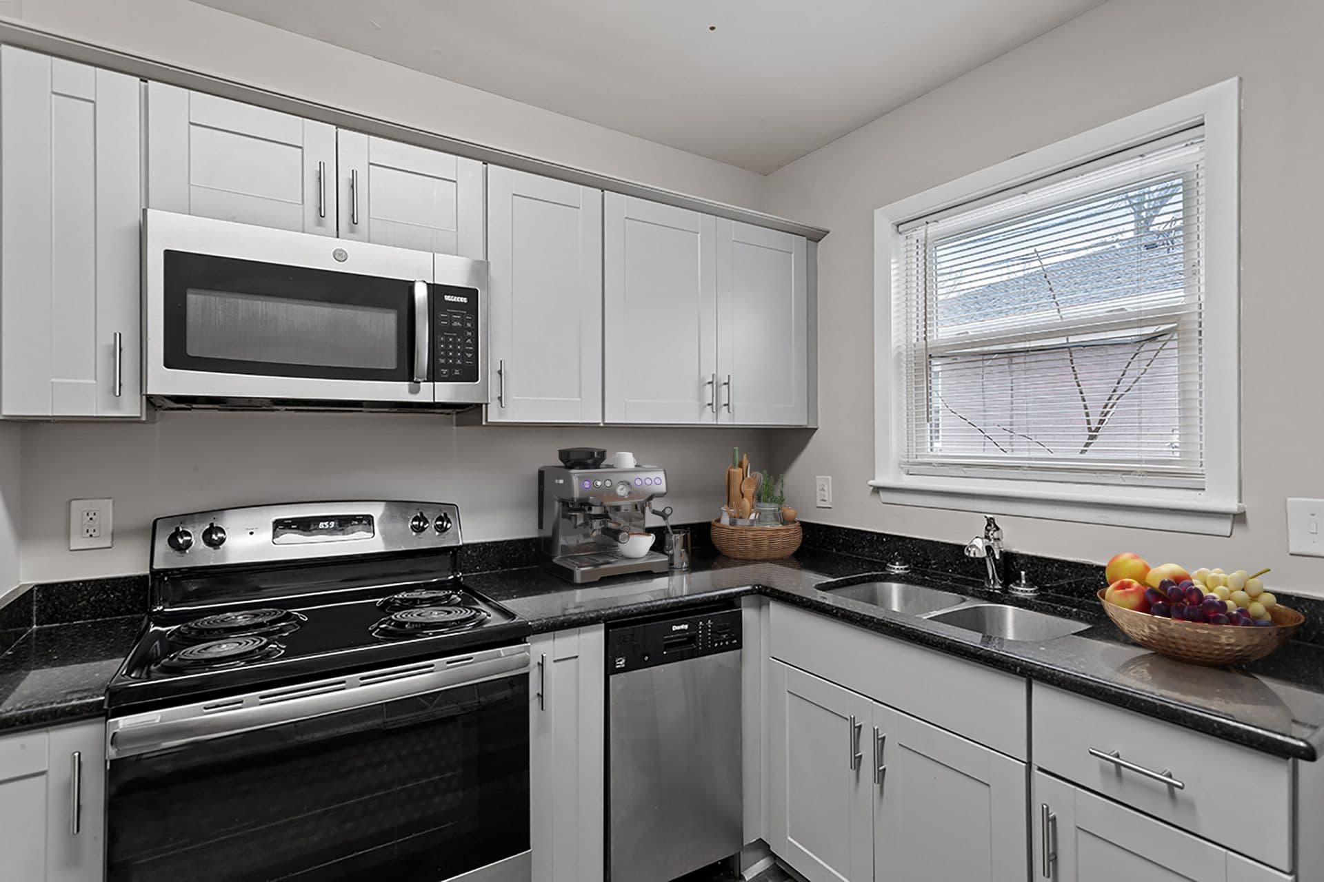 Maynard Avenue Duplexes 1 of 8