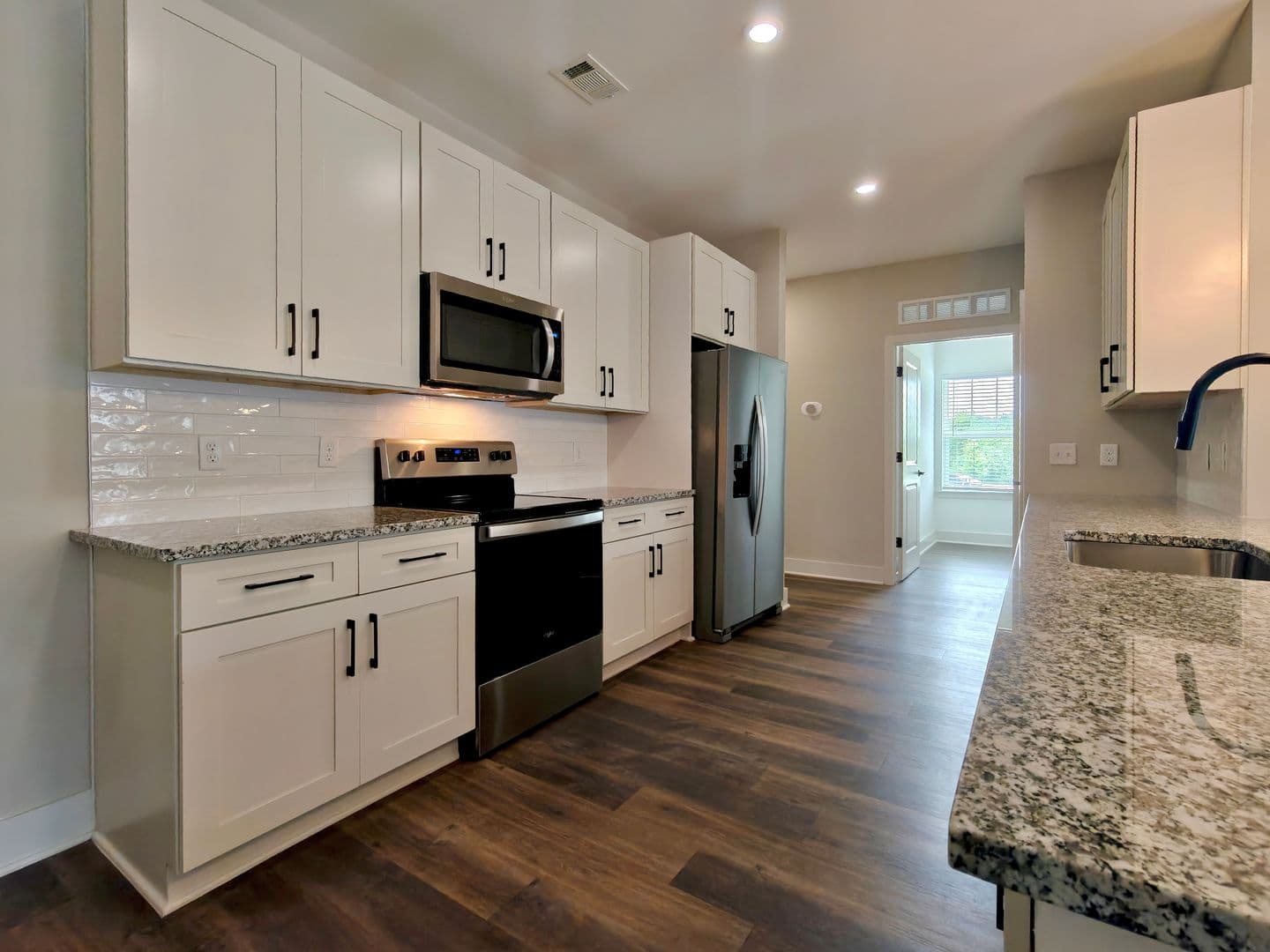 Treesort Luxury Living 1 of 11