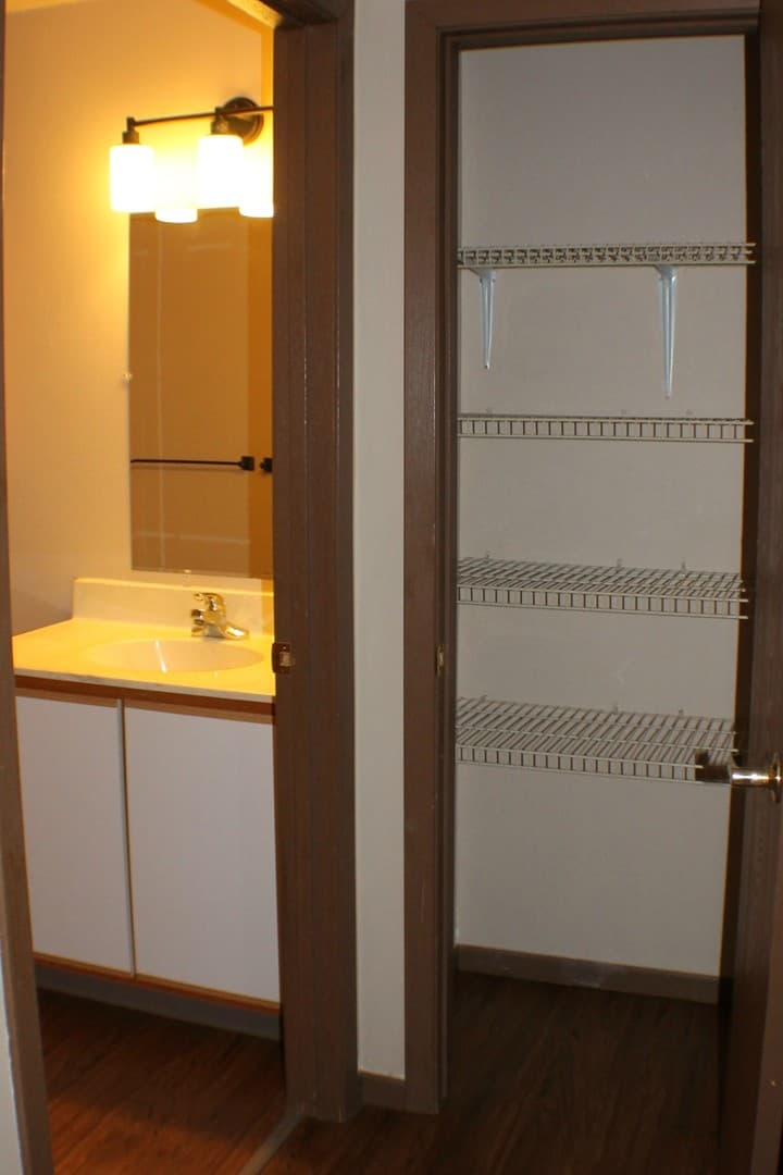 Pinedale Apartments 1 of 9