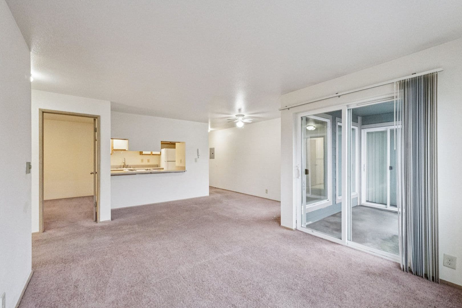 University Court Apartments 1 of 13