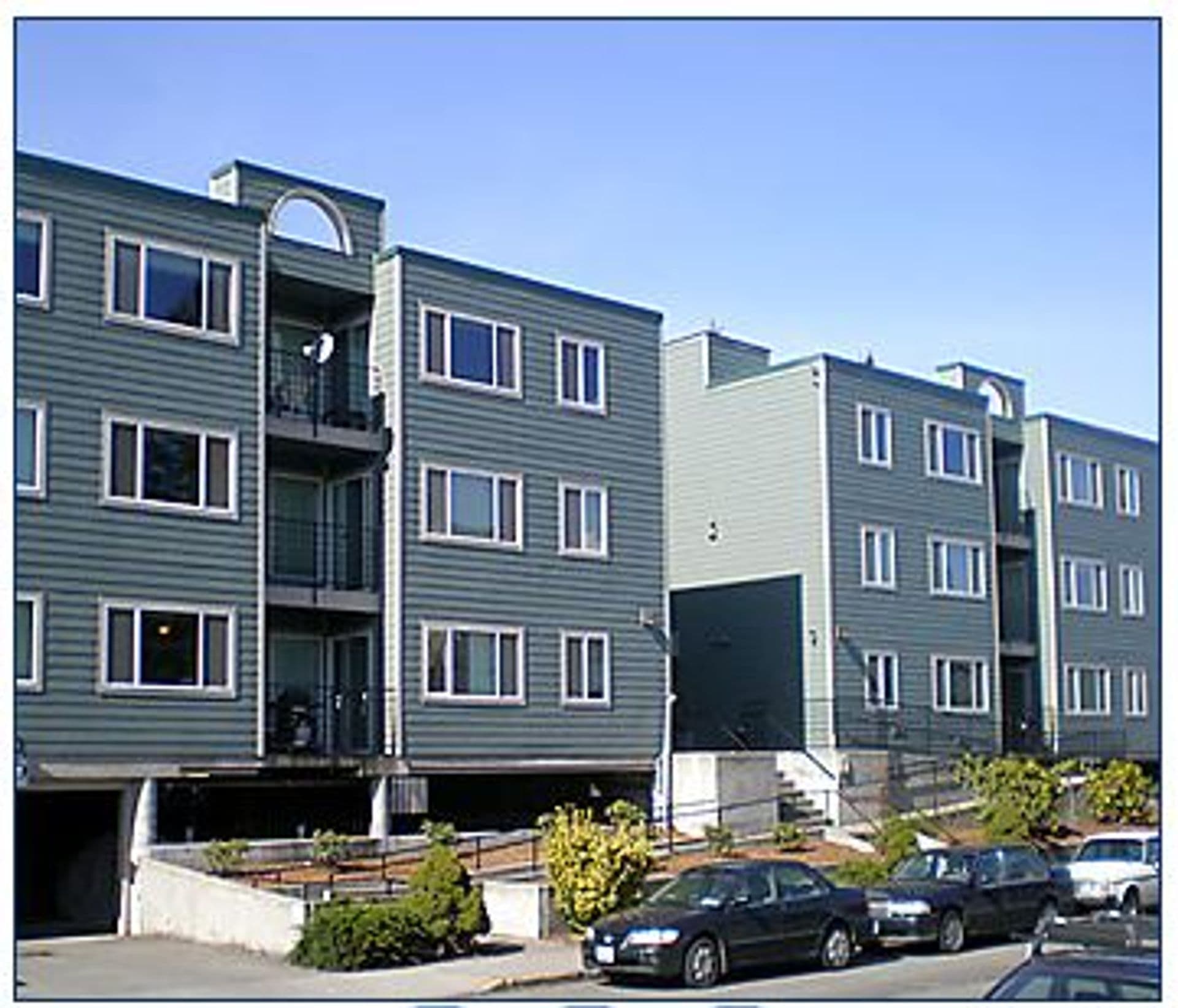 University Court Apartments 1 of 8