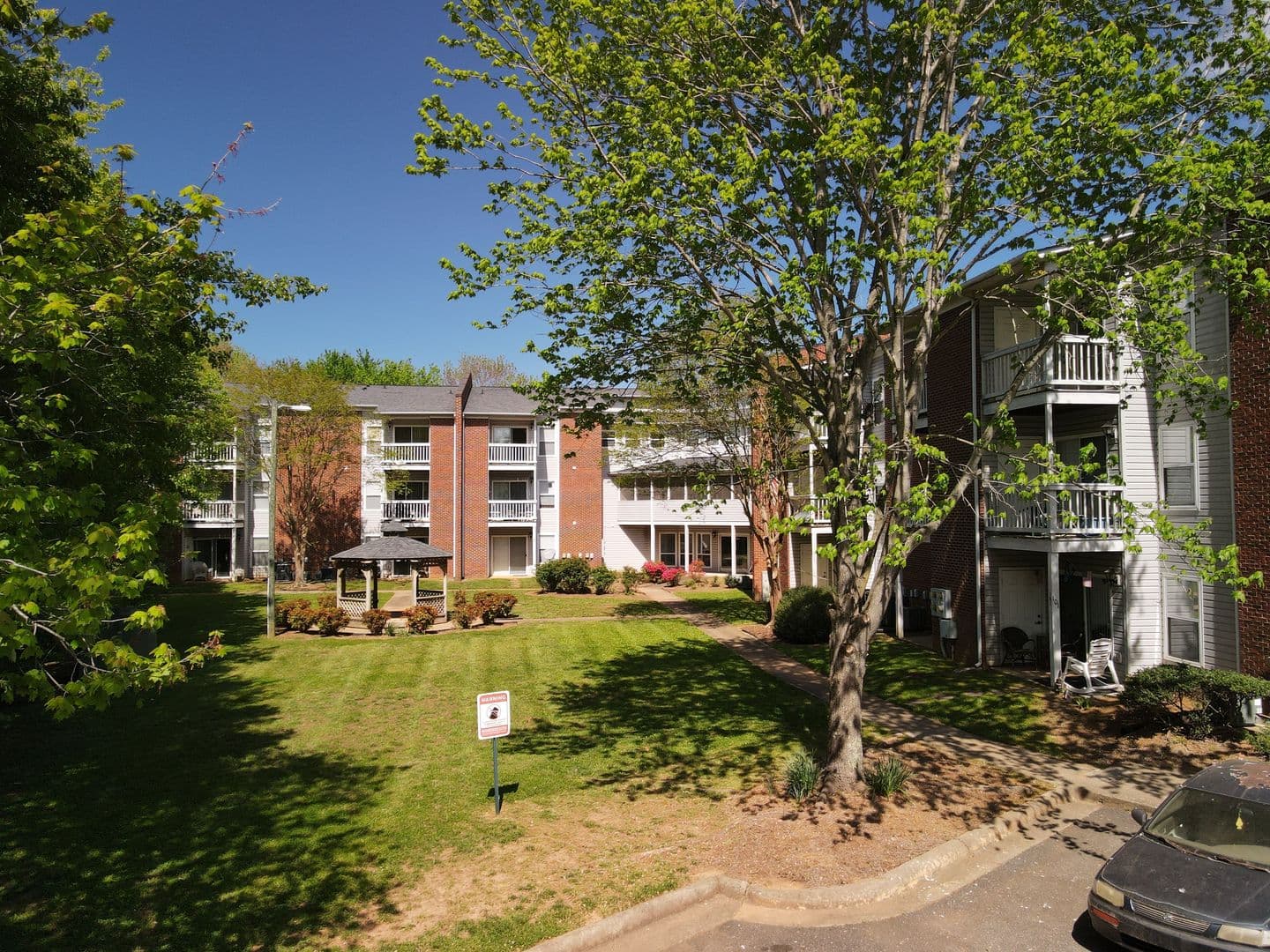 SH303-Residences at Humboldt Park (RHP) 1 of 9