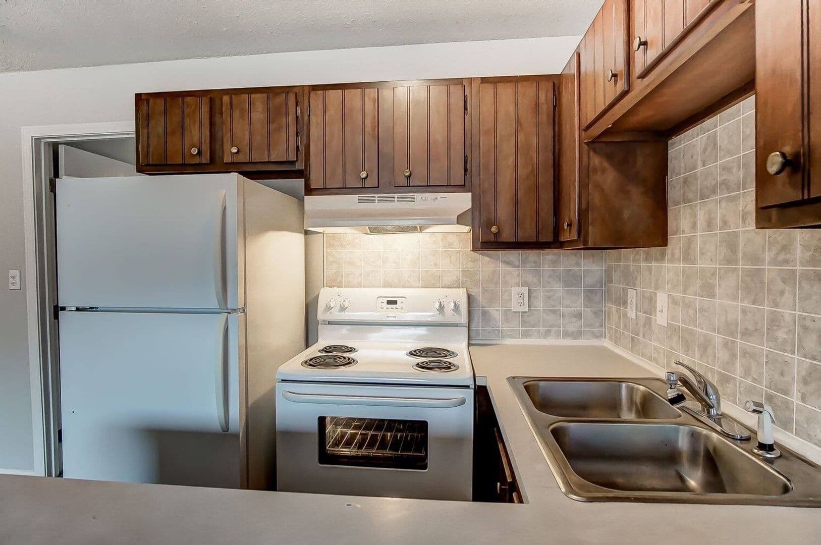 Green Valley Apartments 1 of 12